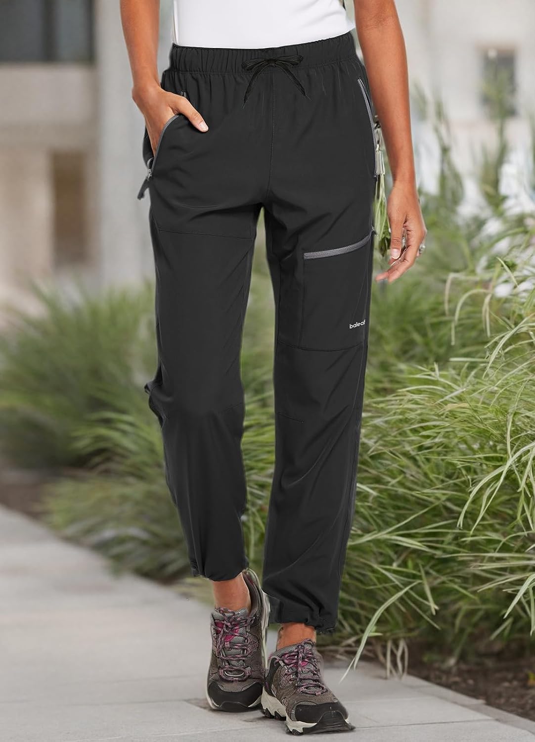 BALEAF Damen Outdoor-Wanderhose, wasserdichte, schnell trocknende, leichte Trekkinghose, Caprihose, UV-Schutz, UPF 50, Funktionshose mit Reißverschlusstasche – Bild 8