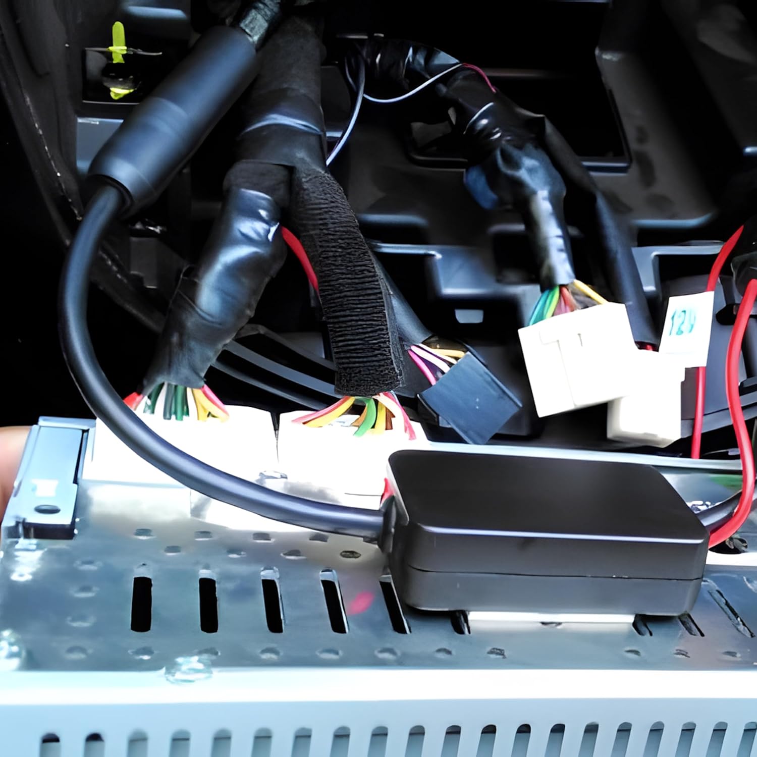 Retoo Autoradio-Antennenverstärker, universeller 12-V-Auto-FM-Signalverstärker mit hoher Verstärkung 16 dB, rauscharm, kompatibel mit DAB, AM LM-Verstärkung mit DIN-Adapter – Bild 7