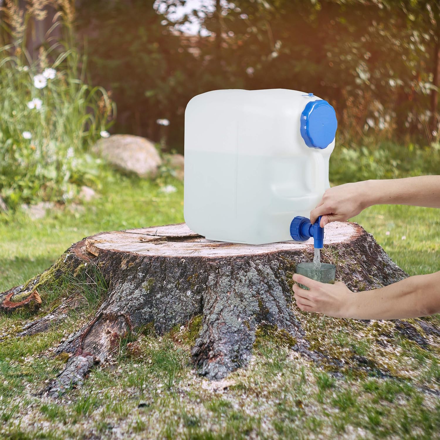 Relaxdays, Wasserkanister mit Wasserhahn, Weithals-Schraubverschluss, Camping-Trinkwasserkanister, 12 bis 25 Liter Tank, BPA-frei, weiß – Bild 5