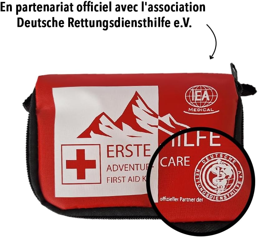 IEA Medical Outdoor Erste-Hilfe-Set – Kompaktes Reise-Apotheken-Wander-/Camping-/Fahrrad-Notfallset mit Pflaster, Kompressen, Schere, Pinzette, Zeckenpinzette & Karabiner | Kompakte, leichte Reiseapotheke mit Pflaster, Kompressen, Schere, Pinzette, Zeckenzange & Karabiner – ideal für unterwegs – Bild 6