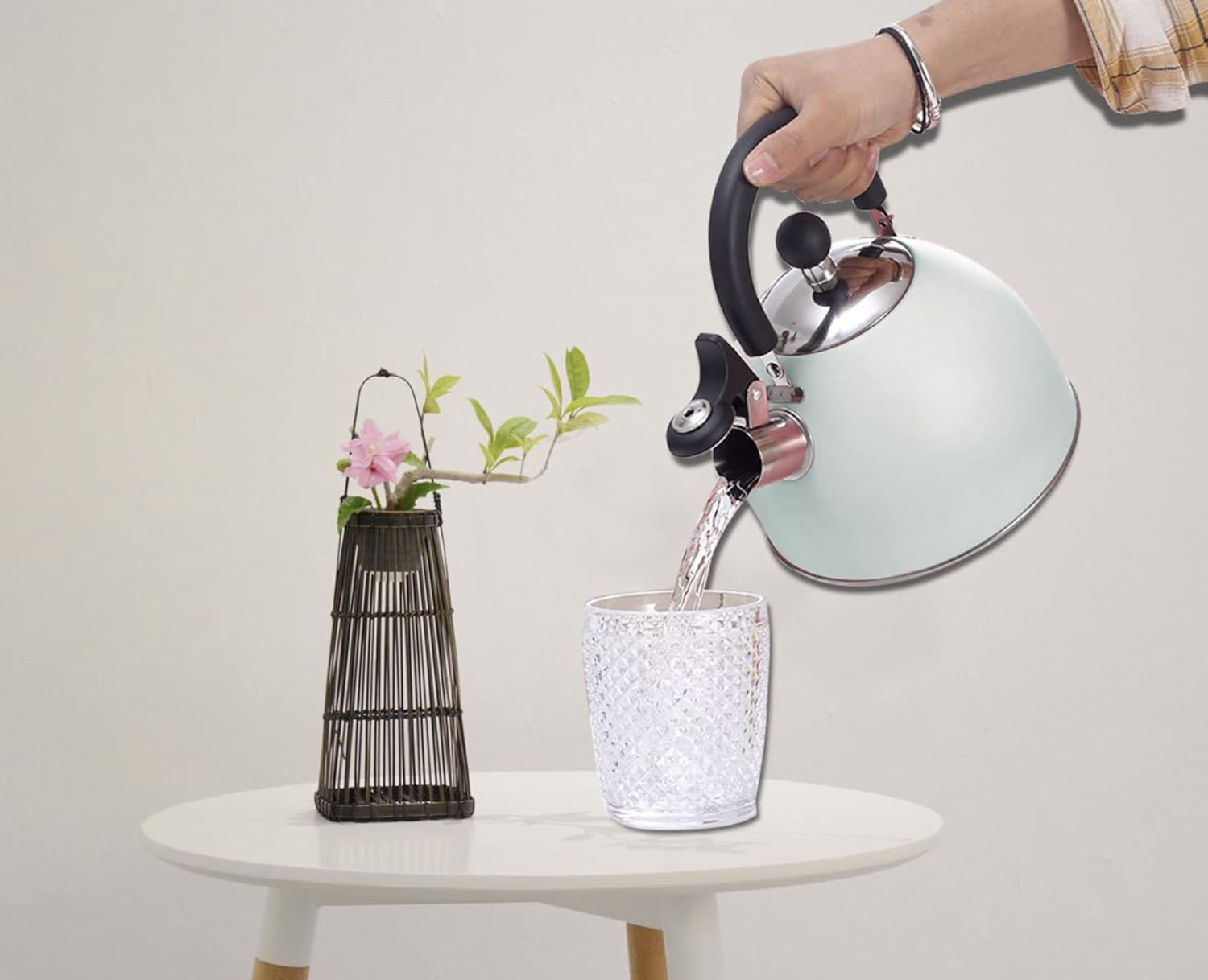 RHP Induktions-Edelstahl-Wasserkocher mit Pfeife (2,5 l) I Pfeifenkessel, Pfeifkessel, Teekessel – für alle Herdarten – Küche & Camping – hitzebeständiges & rutschfestes Design – für Tee, Kaffee (lila) – Bild 8
