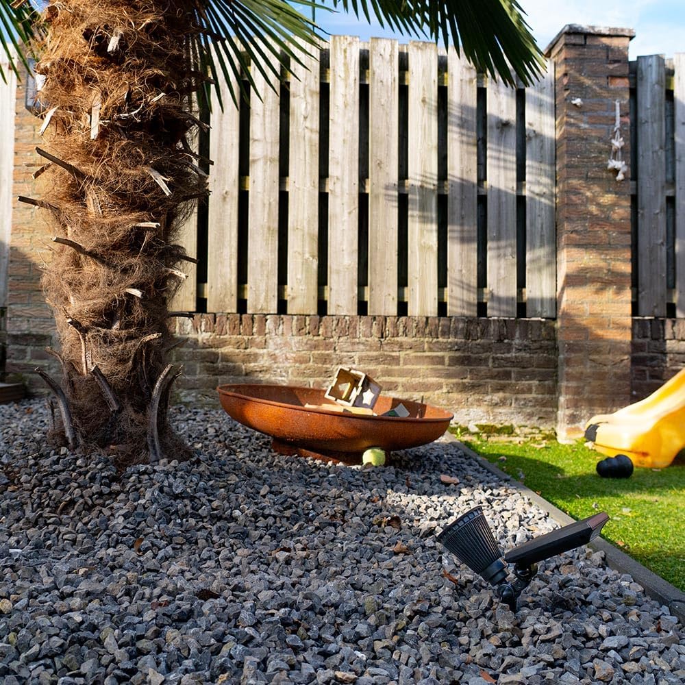 HOFTRONIC - Solar-Gartenstrahler Bend, IP65 wasserdicht, 3000 K, Gartenleuchte, LED-Solarleuchten für den Außenbereich, Solarleuchte, Erdspieß, Wegeleuchte mit Winter-Solarpanel, warmweiß, Garten-Solarstrahler – Bild 3