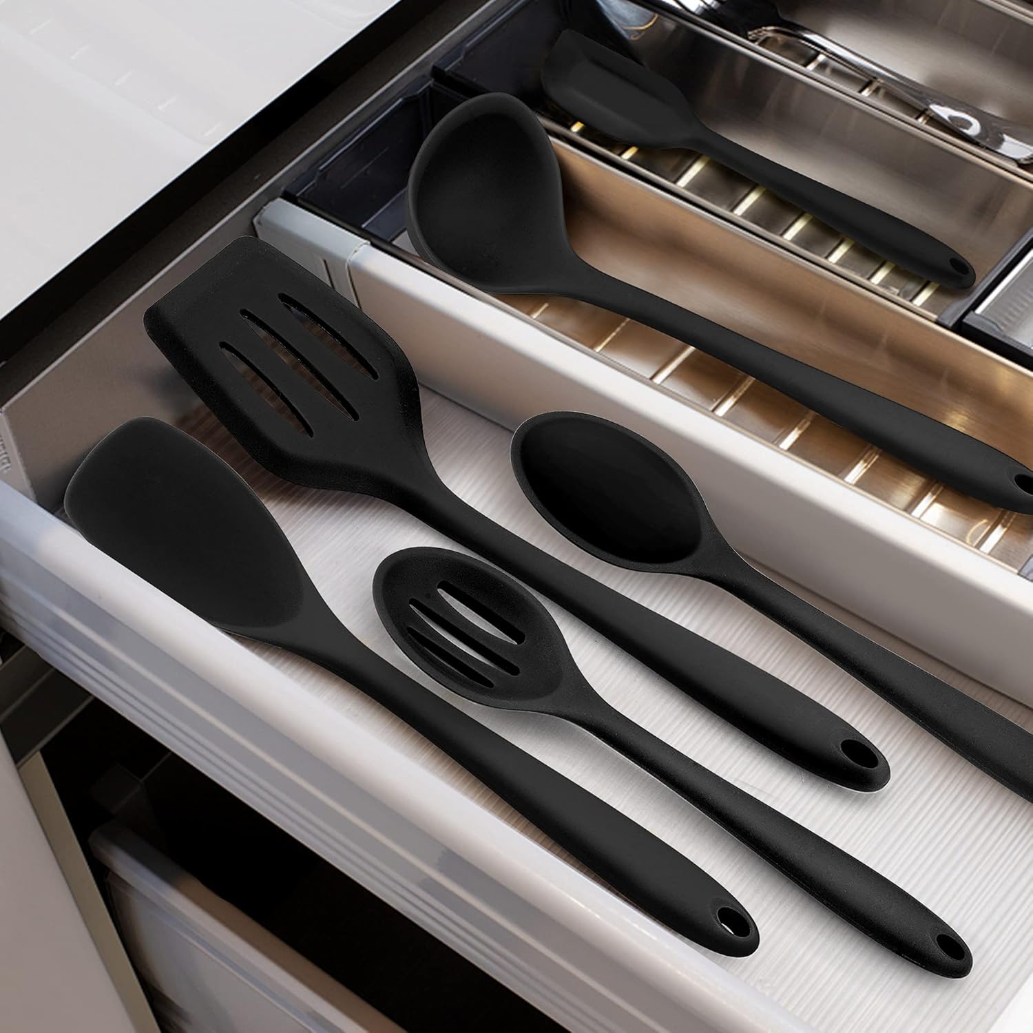 Herogo Küchenutensilien-Set, 8-teiliges Kochbesteck-Set aus Silikon, antihaftbeschichtet, hitzebeständig, Küchenutensilien, Kochgeschirr mit Silikonspatel/Löffel/Spachtel/Schöpfkelle – Schwarz – Bild 7