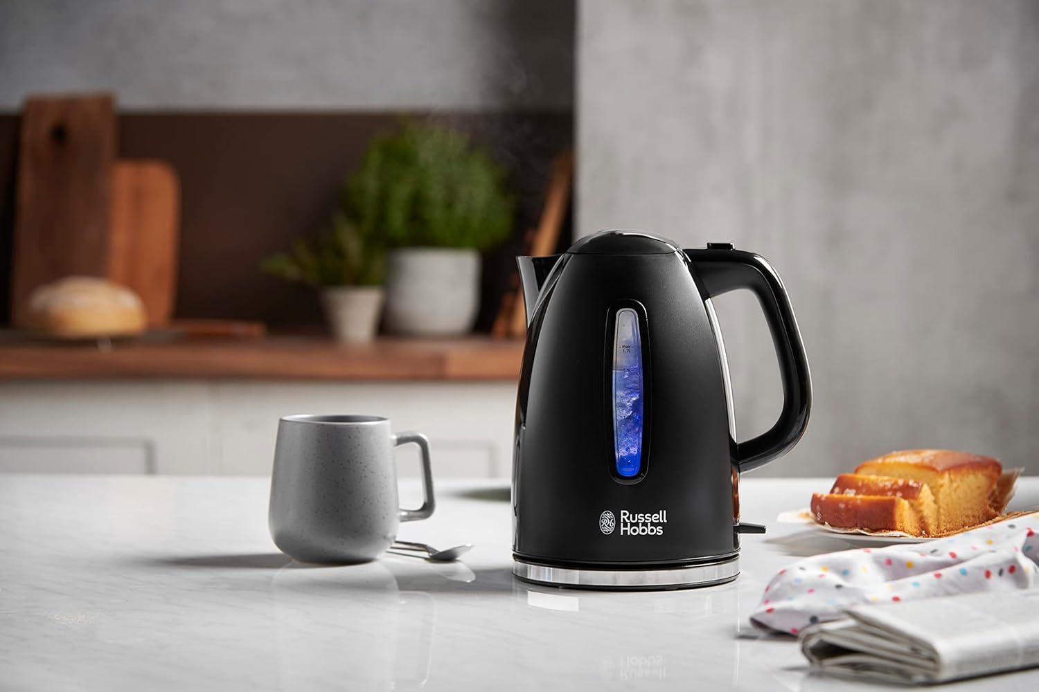 Russell Hobbs Textures+ 22591-70 Wasserkocher 1,7 l, 2400 W, LED-Beleuchtung, Schnellkochfunktion, optimierter Auslauf, abnehmbarer Kalkfilter, Teebereiter, schwarz, Energieklasse A++ – Bild 2