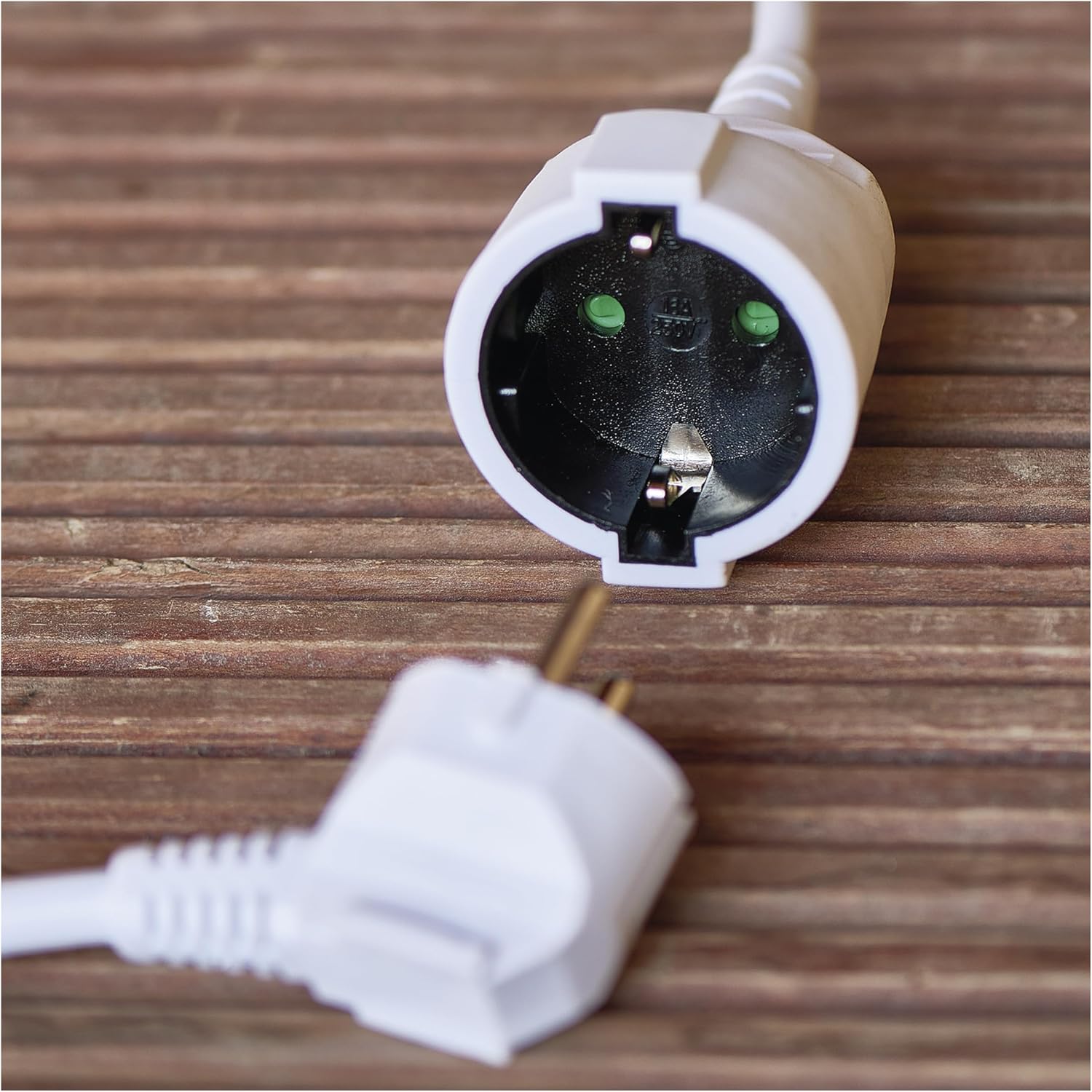 EMOS – IP20-Verlängerungskabel 7 m – 1 Schuko-Steckdose – 250 V, 16 A, 3680 W – hochwertige PVC-Isolierung – H05VV-F3G 1,5 mm2 – erhöhter Berührungsschutz – für den Innenbereich – weiß – Bild 5