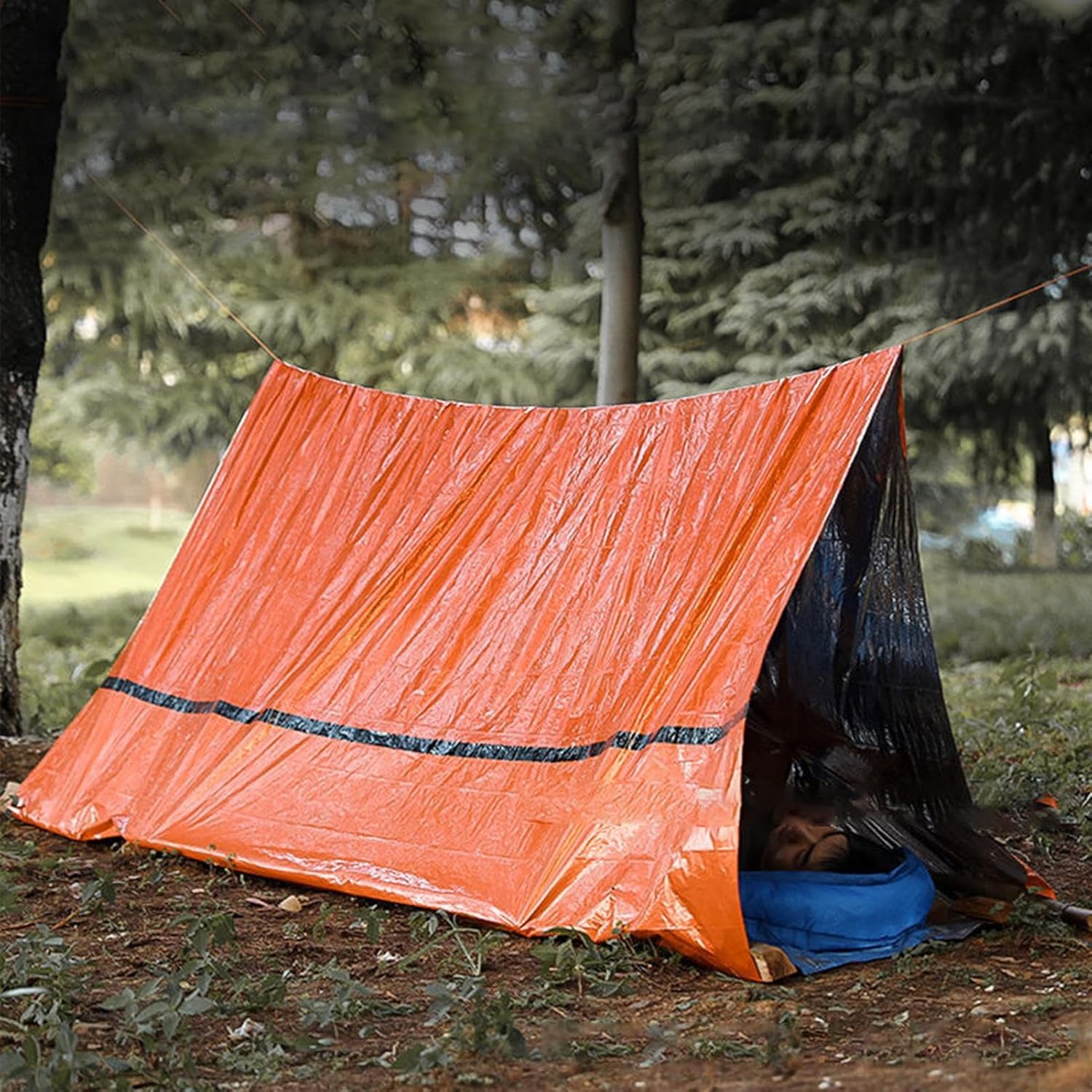 Überlebenszelt – Orange PET | Storm Mountain Survival Shelter | Wärmereflektierende Notunterkunft mit hoher Sichtbarkeit | Isolierende PE-Decke | Kompaktes, Leichtes Rettungszelt Zum Wandern Und – Bild 2