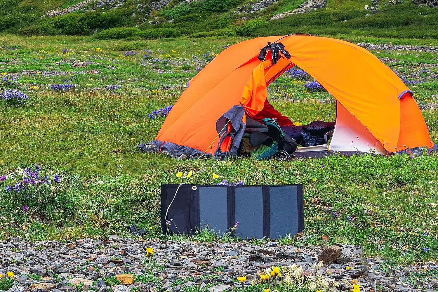 Technaxx 21W Solarladegerät, tragbares monokristallines Solarpanel, faltbar mit 2 USB-Anschlüssen für Smartphone, Tablet, Powerbank, Kamera, hoher Wirkungsgrad, 19 %, ideal für Camping, Reisen, Outdoor TX-207 – Bild 5